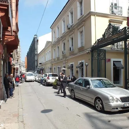 ホテル Galata Port House 3*